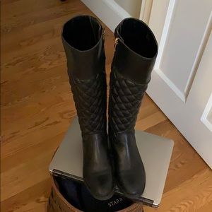 Vince Camuto boots w/wear in heels price reflects